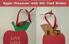 Free Printable Apple Ornament With Gift Card Holder Teachers Gift | Free Printable Christmas Cards With Photo Insert